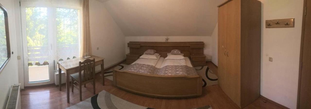 Soaptele Padurii & Casuta Din Padure Сучевица Экстерьер фото
